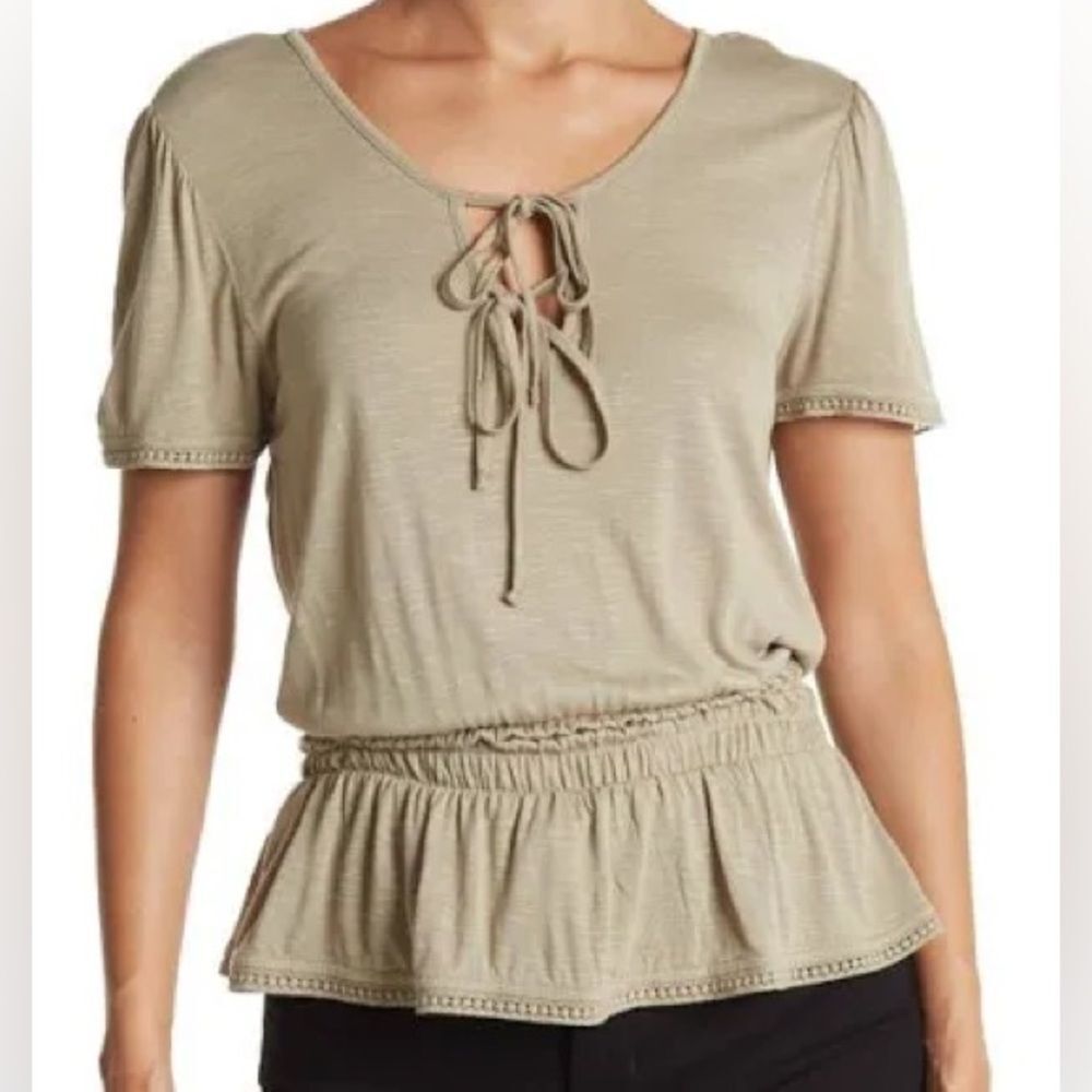 AMERICAN RAG Peplum Style Tie Neck Short Sleeve Top Light Olive Green Size Small